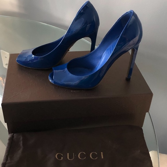Gucci Vernice Crystal Peeptoe Heels - Picture 2 of 4